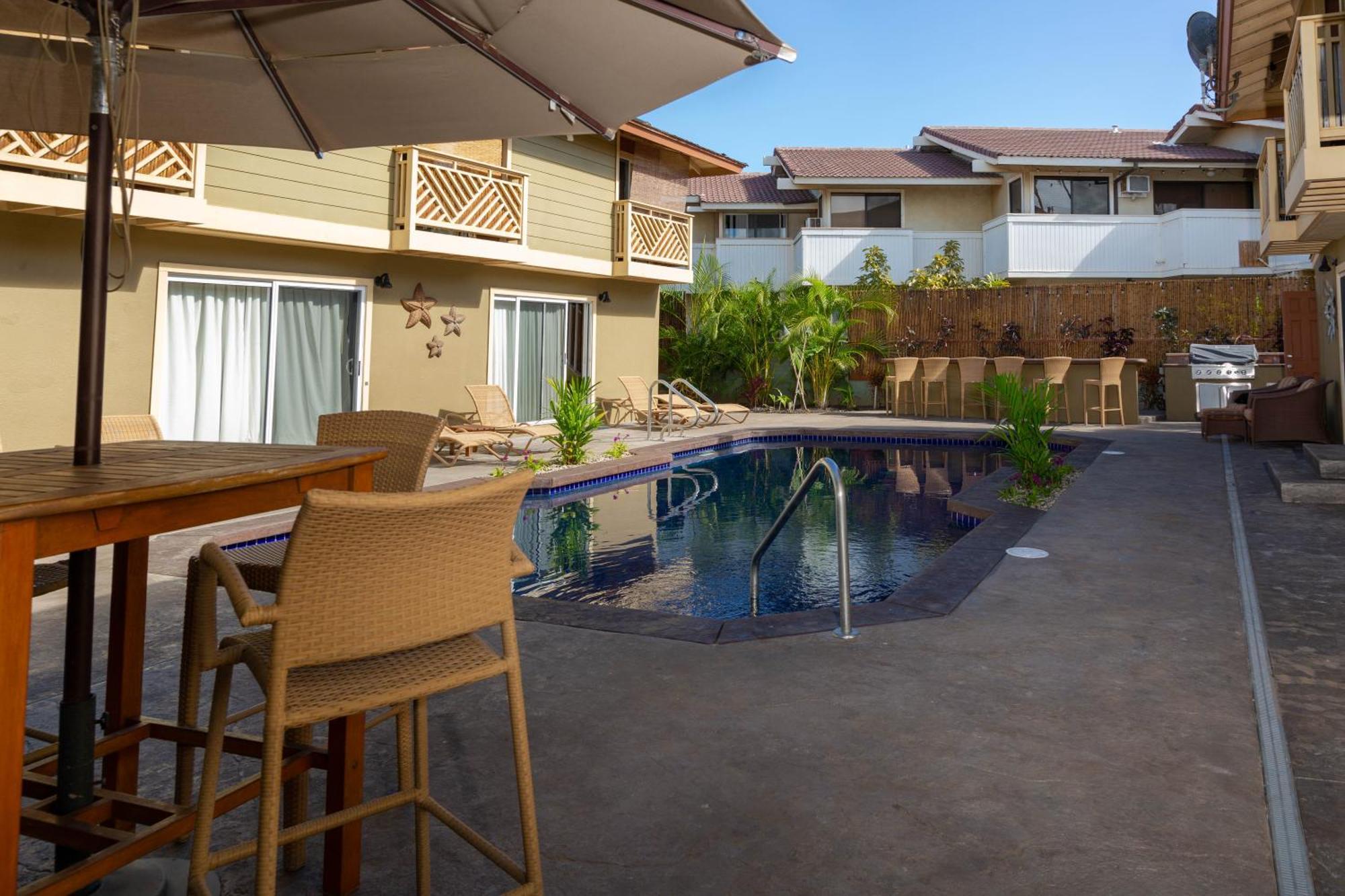 Plumeria Suite, 2-Bedrooms, Sleeps 6, Pool & Bbq, Pre-Renovation Summer Sale Kīhei Exterior foto
